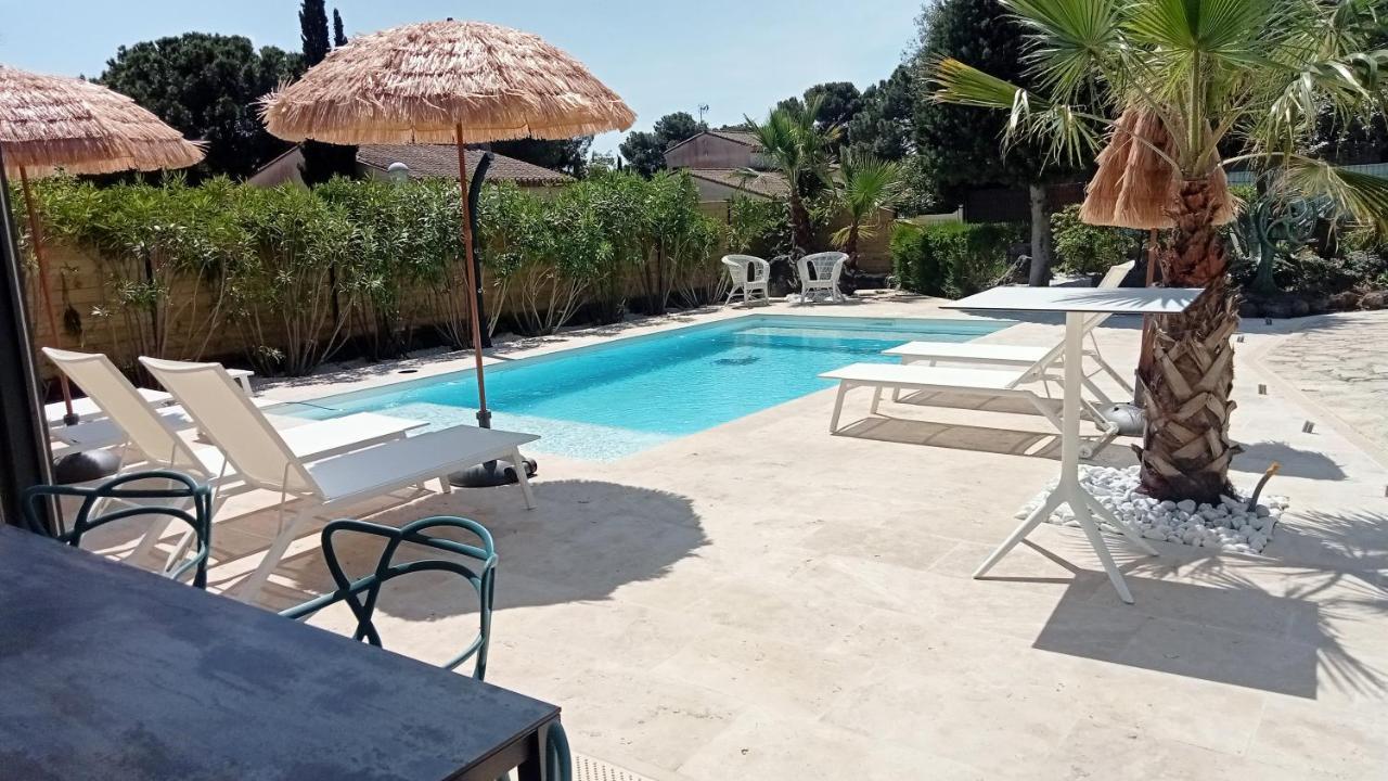 VILLA RASOA chambre LOVE Agde Extérieur photo