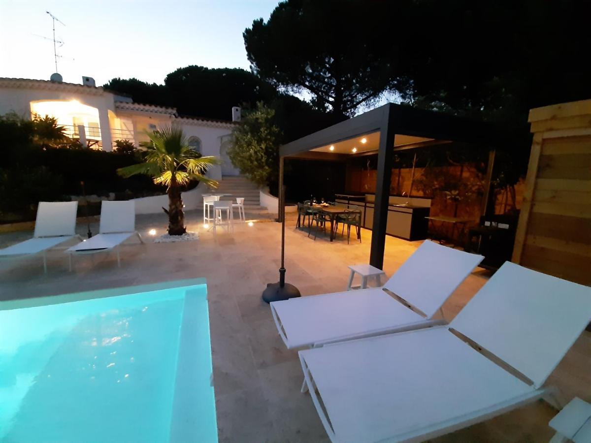 VILLA RASOA chambre LOVE Agde Extérieur photo