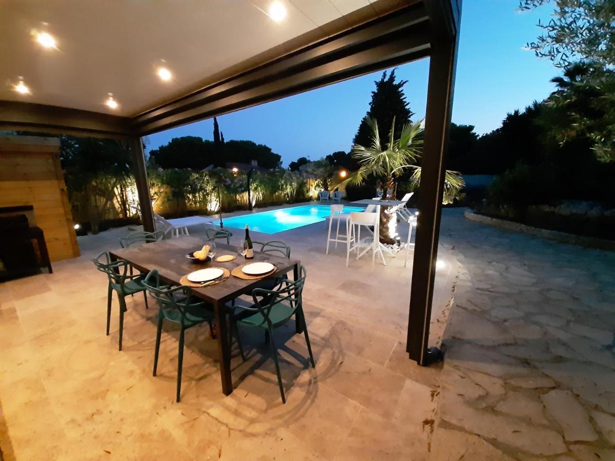 VILLA RASOA chambre LOVE Agde Extérieur photo