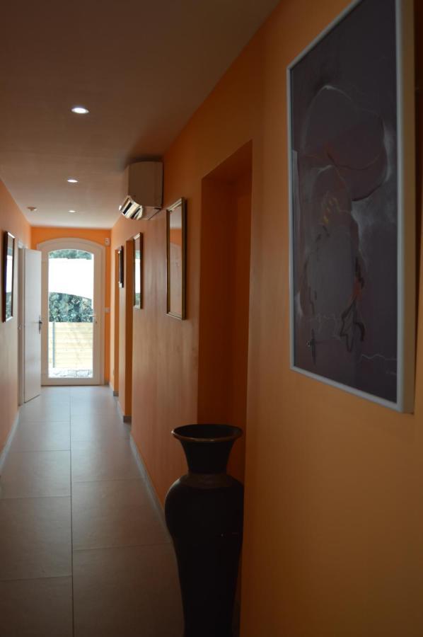 VILLA RASOA chambre LOVE Agde Extérieur photo